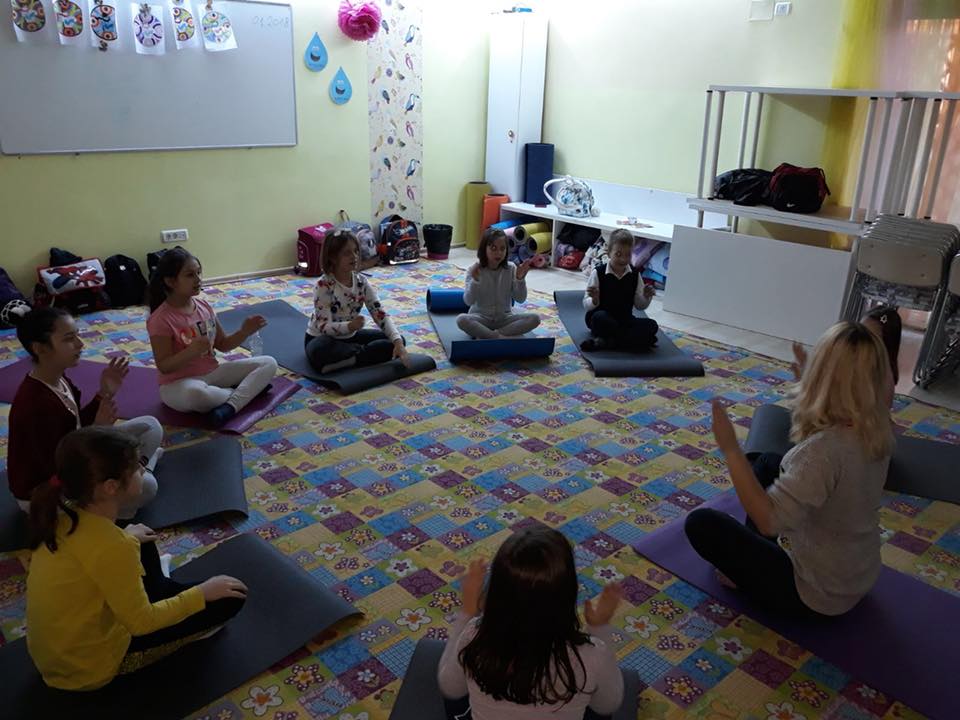 yoga pentru copii